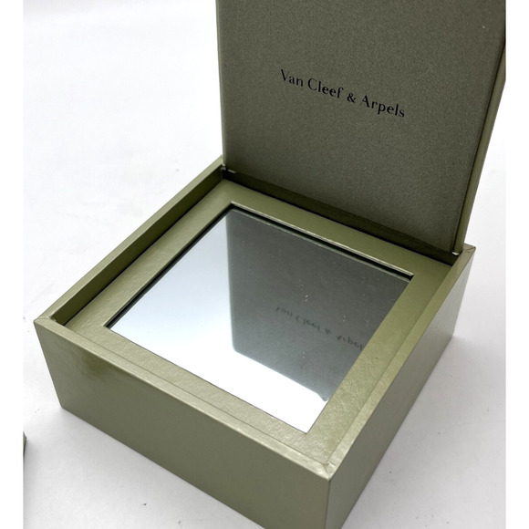A4 Van Cleef & Arpels Earrings Necklace Case Box jewelry case 4.25"x 4.25"x 2.5"